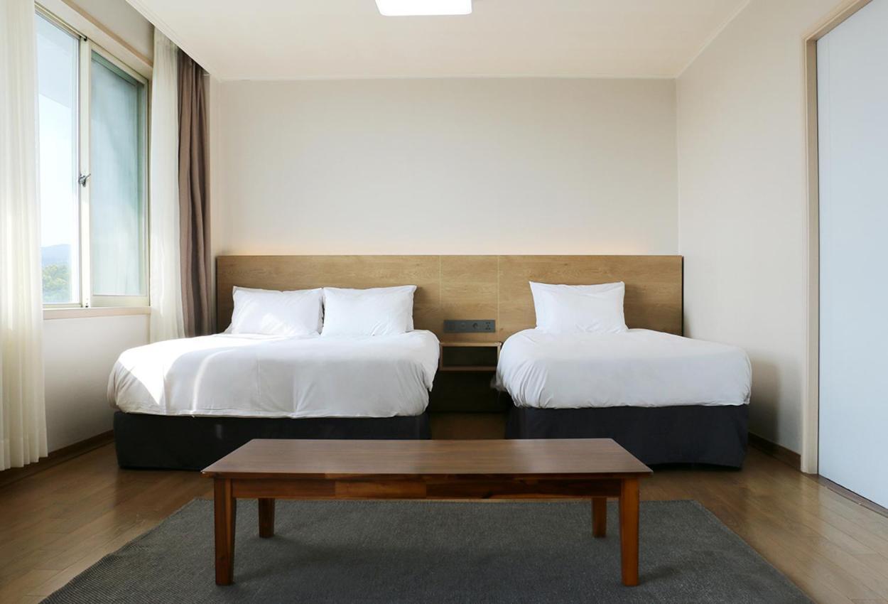 Bloom Hotel Чеджудо Экстерьер фото